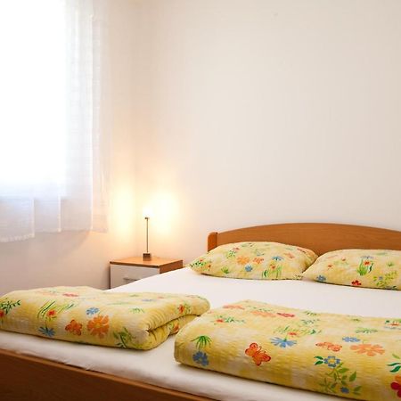 Apartments Glibo Near The Sea And Town Center! Krk Town Exterior photo